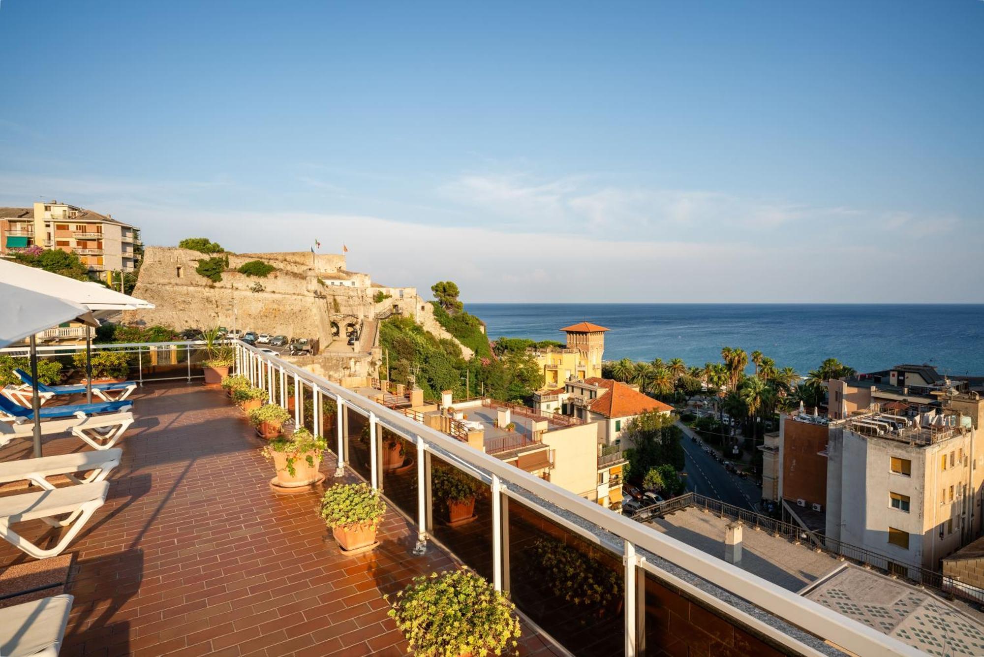 Hotel Careni Villa Italia Finale Ligure Zewnętrze zdjęcie