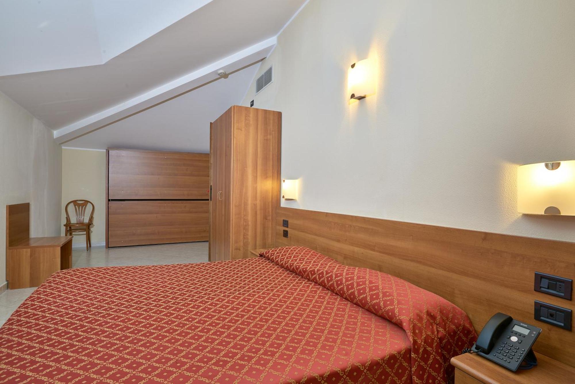 Hotel Careni Villa Italia Finale Ligure Zewnętrze zdjęcie