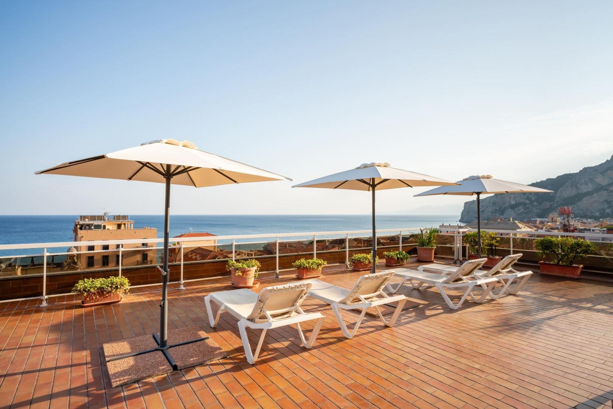 Hotel Careni Villa Italia Finale Ligure Zewnętrze zdjęcie